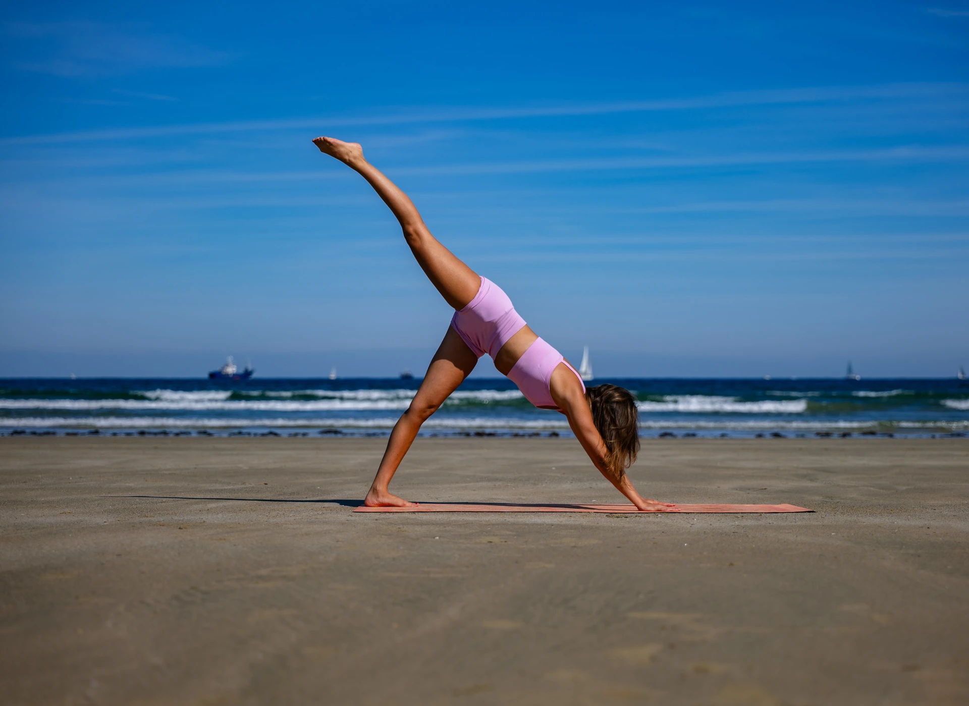 cours yoga plage cote basque